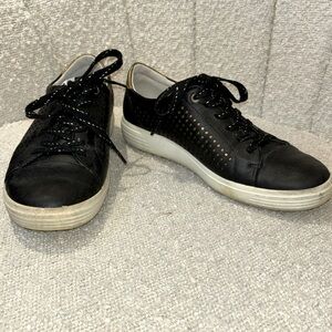 (10) ECCO Golf shoes
